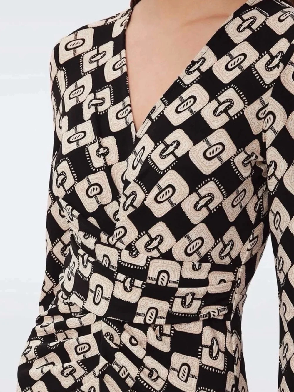 Diane Von Furstenberg Black and Cream Ruched Jersey Midi Dress size 12 - Picture 2 of 12